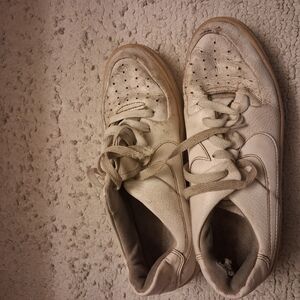 Nike White Classic Sneakers Low-Top Lace-Up